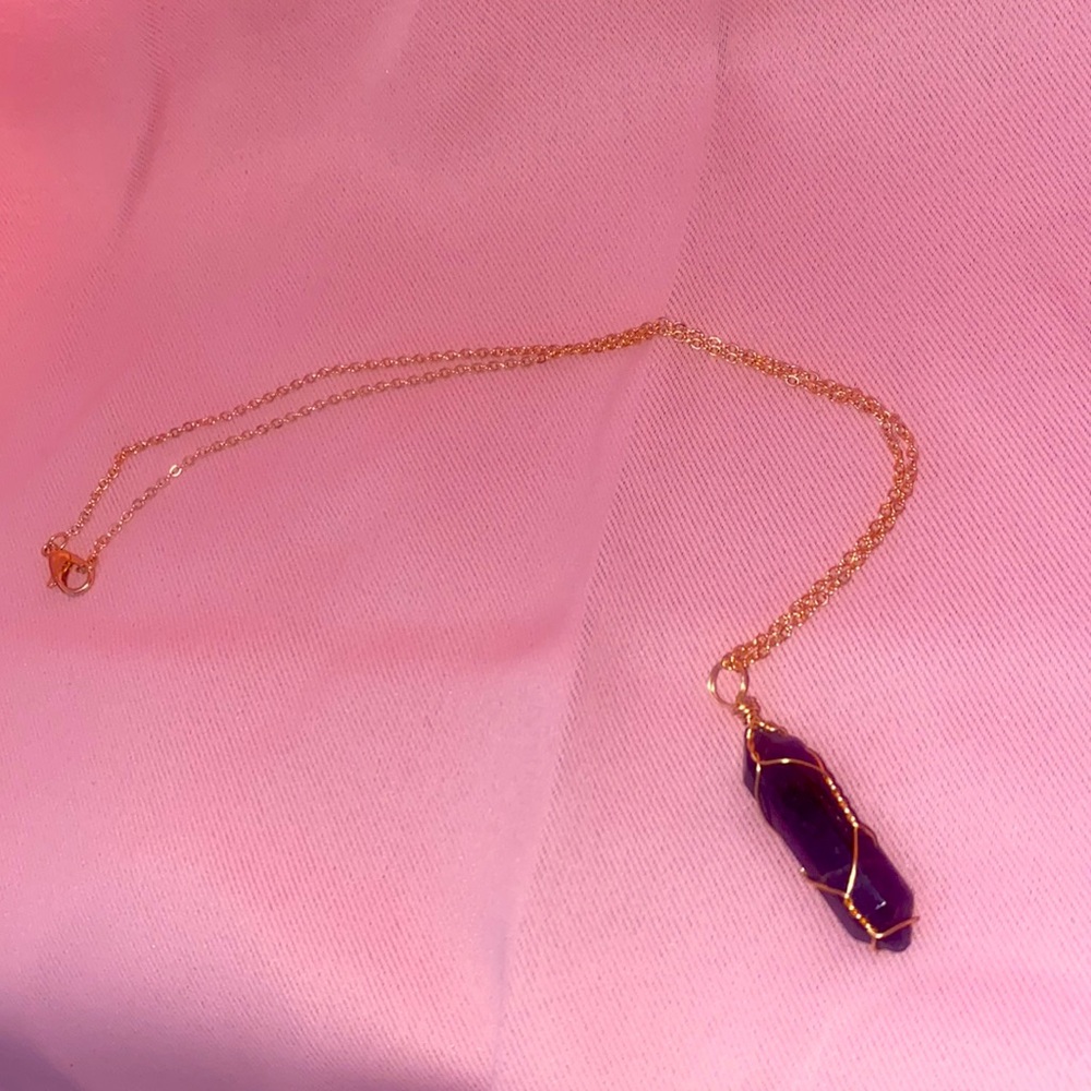 Amethyst hexagonal point necklace
